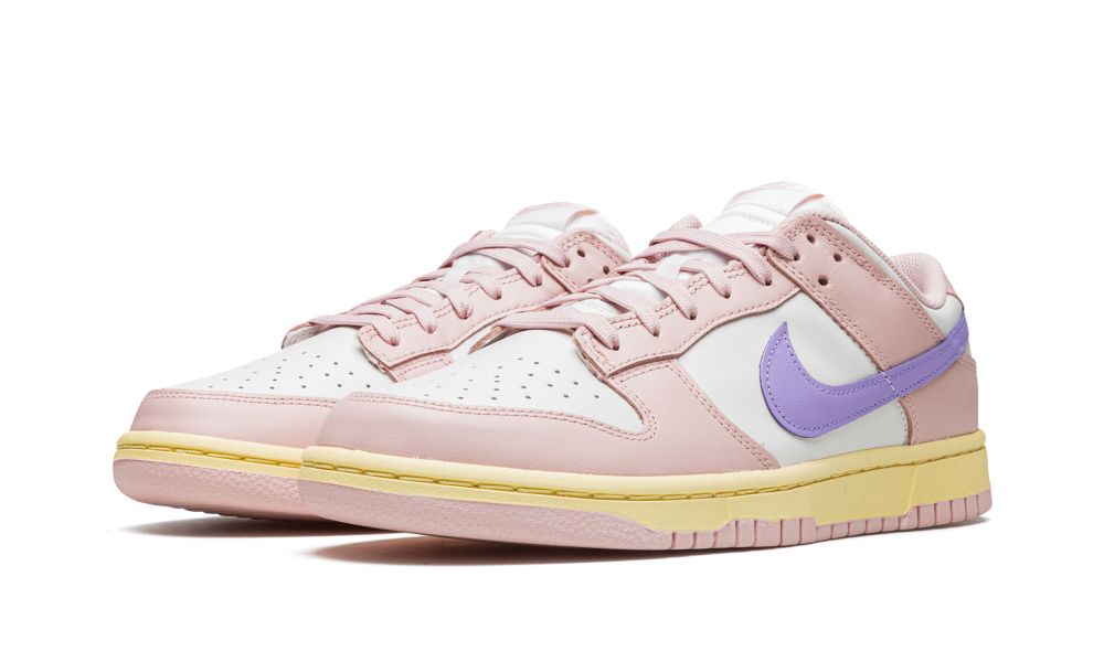 Nike Dunk Low Pink Oxford (W)