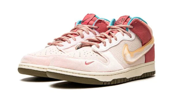 Nike Dunk Mid Strawberry Milk